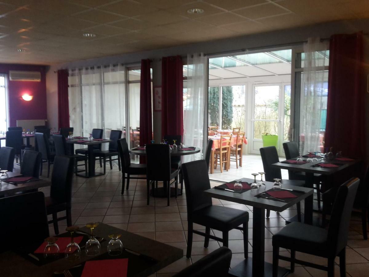 Hotel Restaurant Le Chalet Cabariot 외부 사진